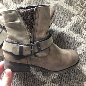 Jellypop Leo booties